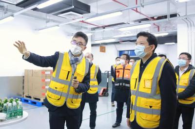 促發(fā)展、保安全!區(qū)領(lǐng)導(dǎo)前往企業(yè)開(kāi)展大走訪、大排查